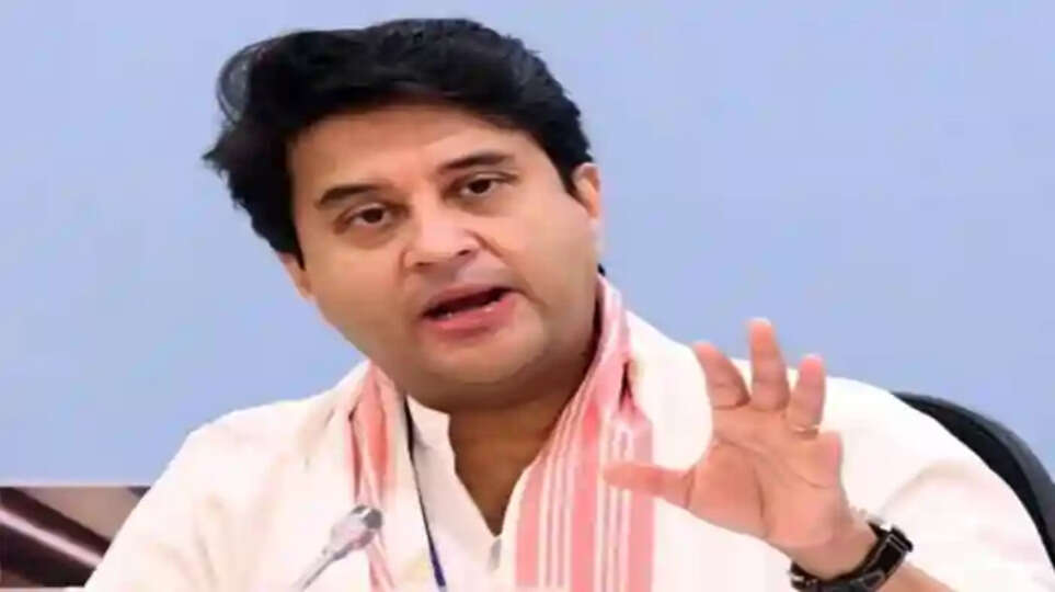 Why Jyotiraditya Scindia attacks Rahul Gandhi over EVM?