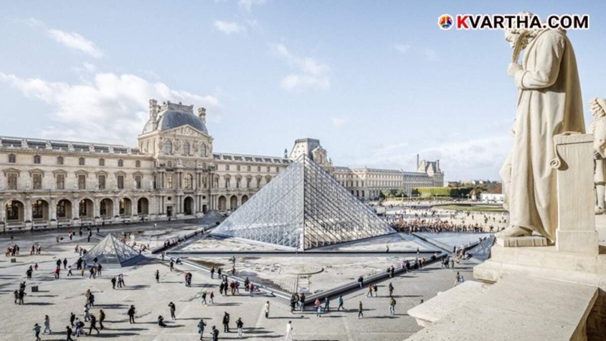 Louvre Museum Paris exterior pyramid