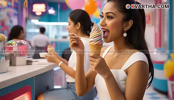  Ice cream cone with a lizard's tail visible.