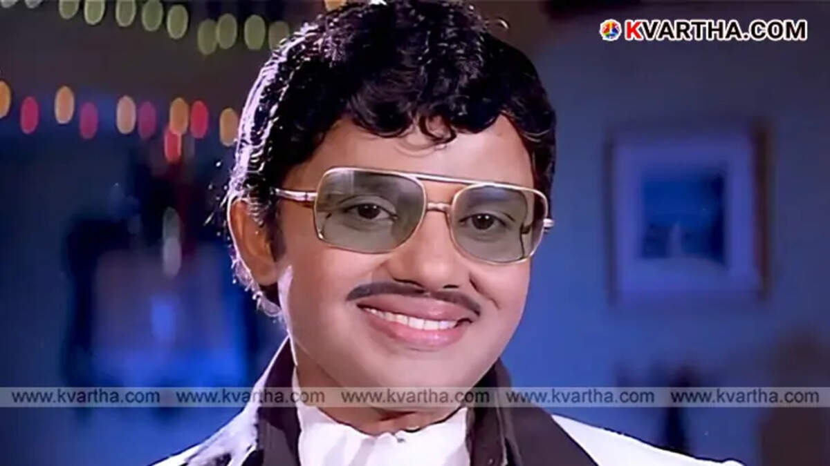 Black and white photo of actor Jayan.