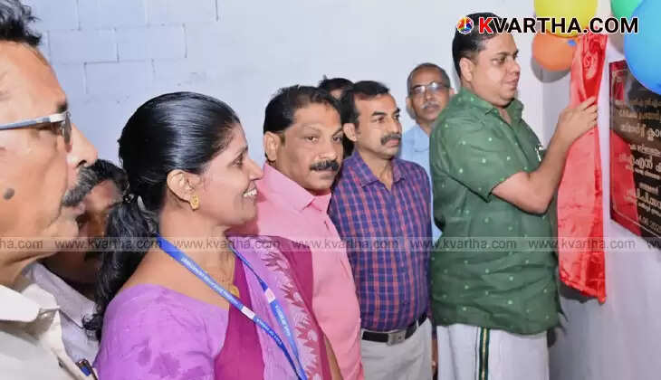 Kerala Speaker A.N. Shamseer speaking at the inauguration of a smart classroom at Kathirur UP School.
