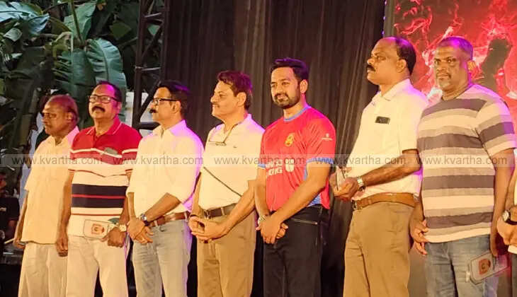 actor asif ali boosts kannur warriors football enthusiasm