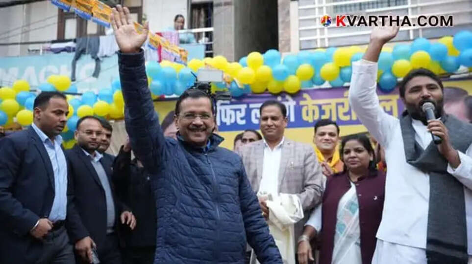 AAP leader Kejriwal challenging BJP during the election campaign.