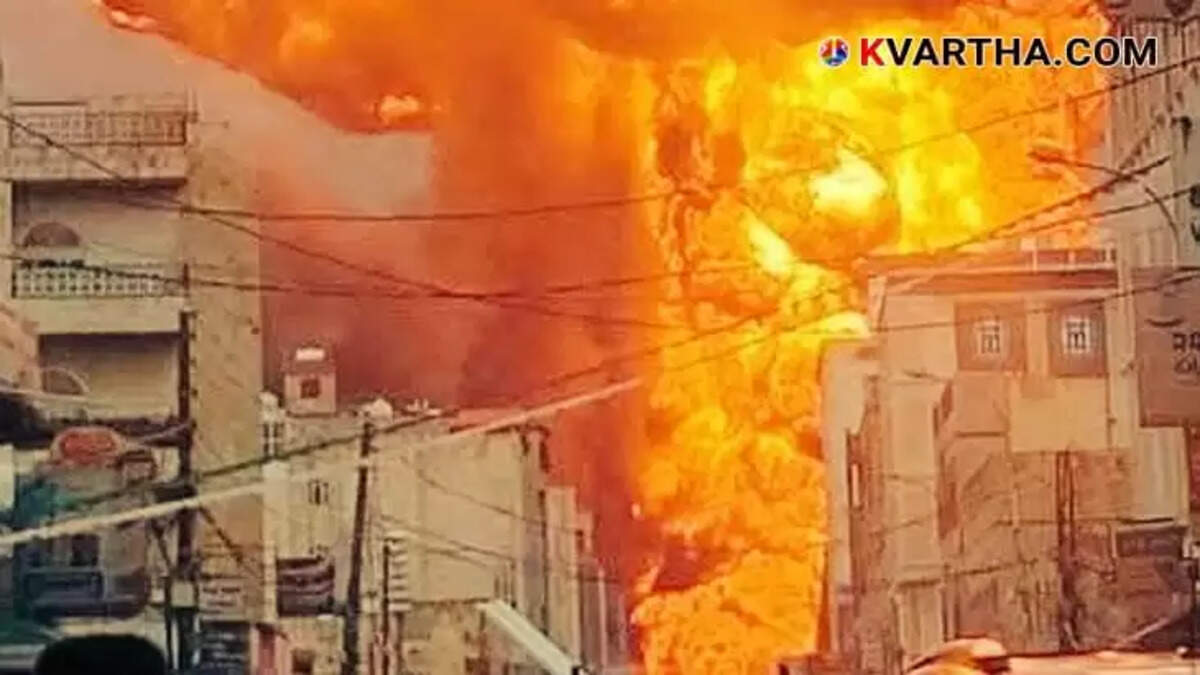 US Military Strikes in Venezuela Reportedly Kill 107; Explosions Rock Caracas Following Trump's Threat