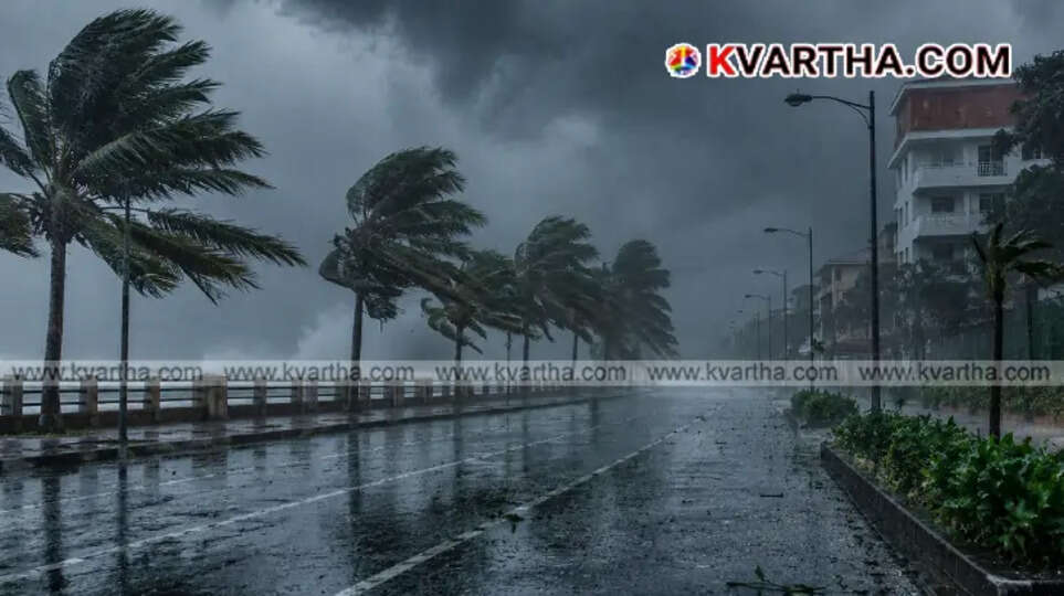 Heavy rain and strong winds lashed across a city street in Kerala&nbsp;