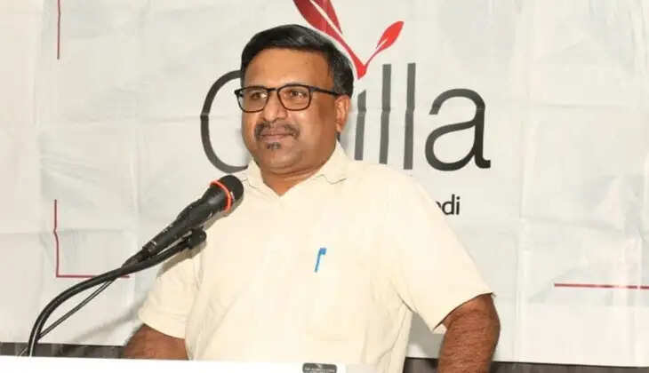 Jomon Stephen Shares His Reading Experience with the Audience