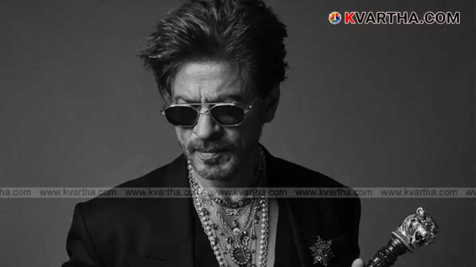 Shah Rukh Khan, the new brand ambassador for Kalyan Candere.