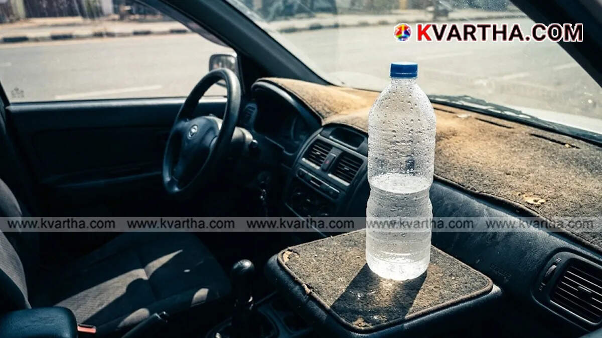A&nbsp; clear plastic water bottle in a blurred background representing pollution