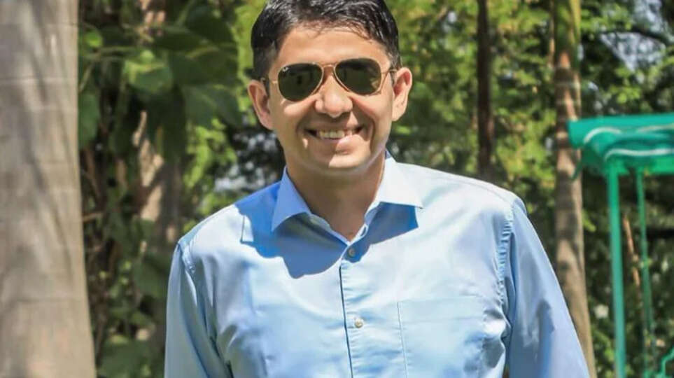 ias officer amit kataria from rs 1 salary to crorepati