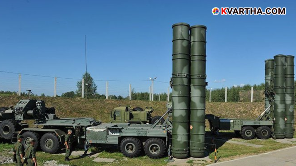 A Russian S-400 Triumph air defense system launcher on a military vehicle.