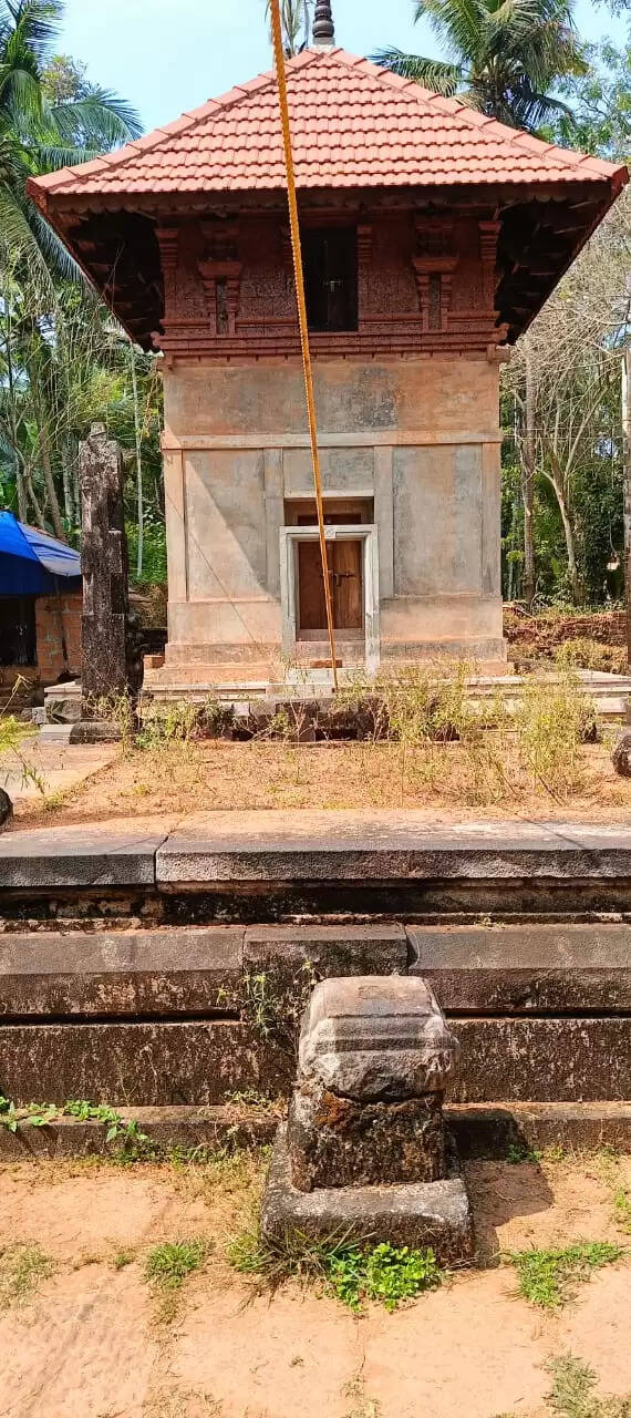 Ancient Vattezhuthu inscription found in Perambra Narasimha Moorthi Temple