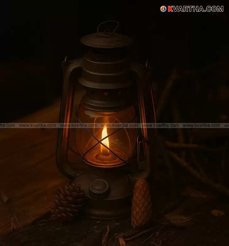 An old-fashioned chimney lamp.