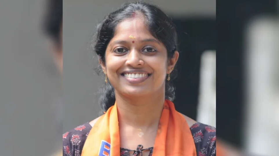 navya haridas bjps surprise candidate in wayanad by-electi