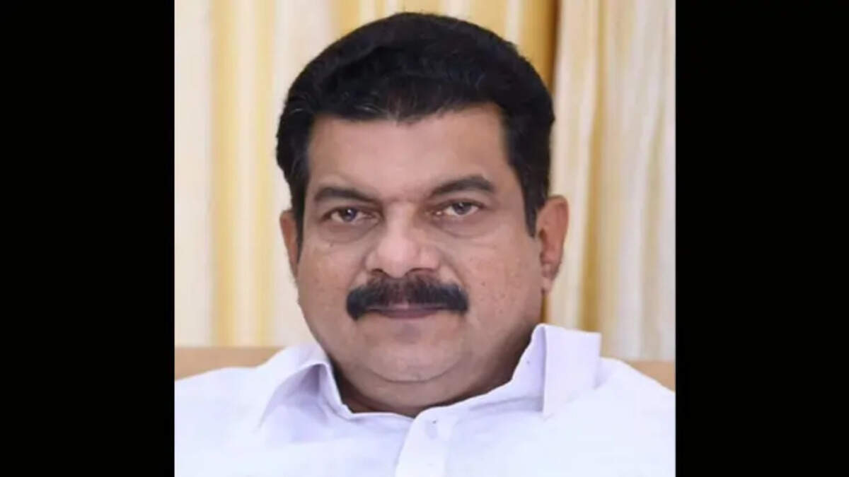 CPM Faces Backlash Over Alleged RSS Ties