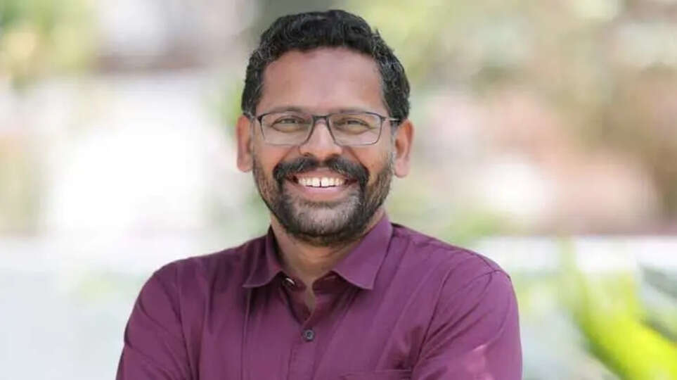 Possibility of Twists in Palakkad Election Winds; Will Sarin Play the Dissident Role?