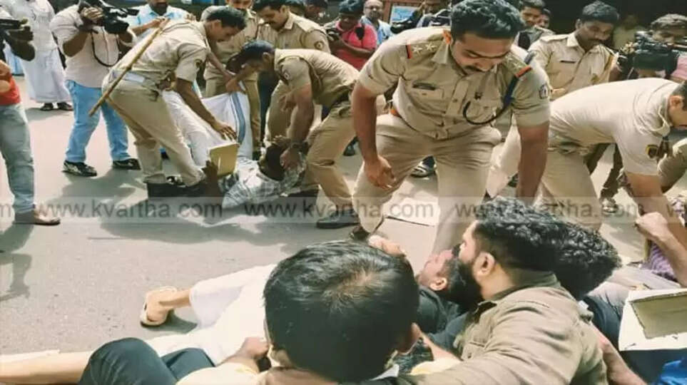 Youth League Protesters Clash with Police in Kannur