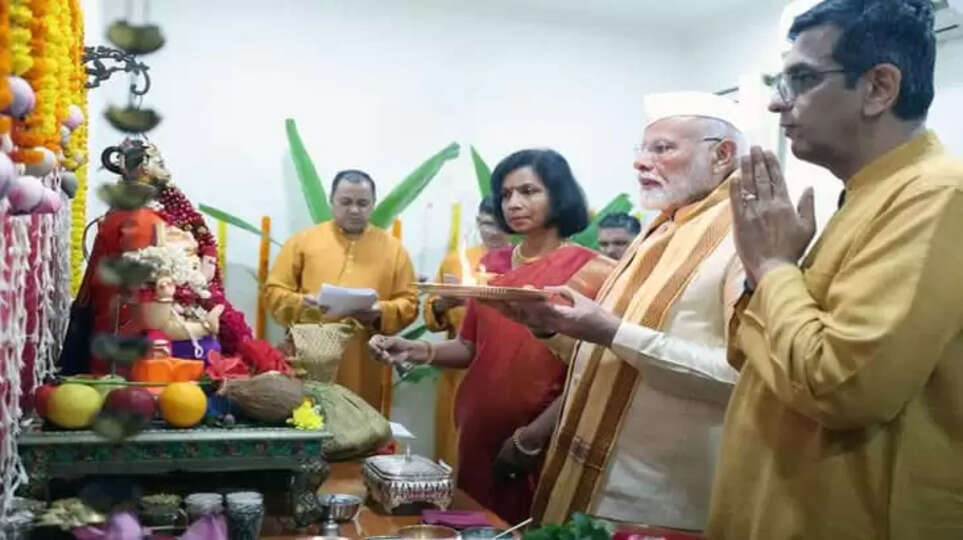 Prime Minister Modi and Chief Justice of India at a Ganesh Puja