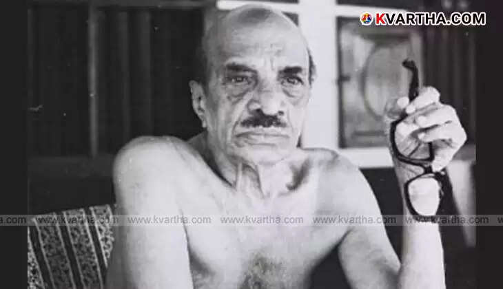  Vaikom Muhammad Basheer, Malayalam author.