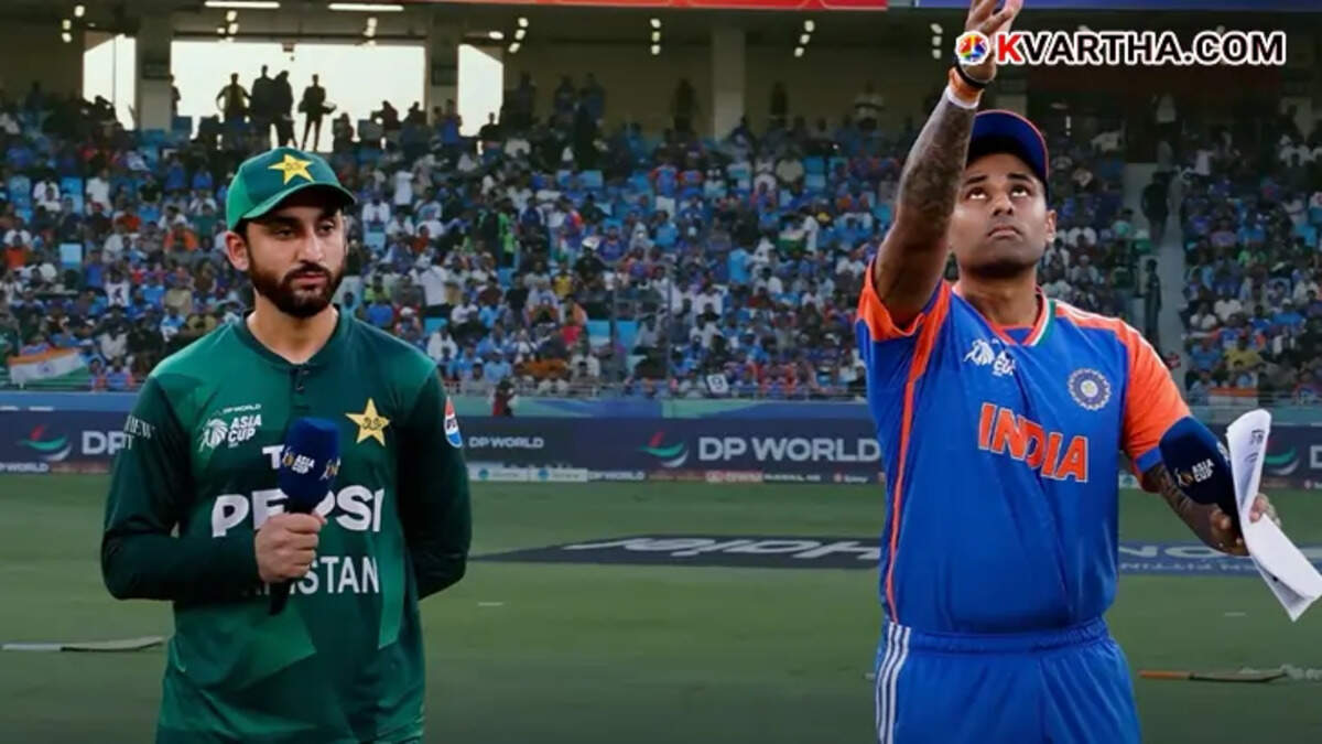 India and Pakistan captains at the toss during the match.