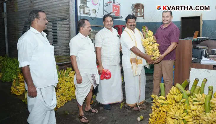 A symbolic scene of LDF candidate for Thodupuzha constituency, Cyriac Chazhikadan, meeting voters in person and soliciting their votes.