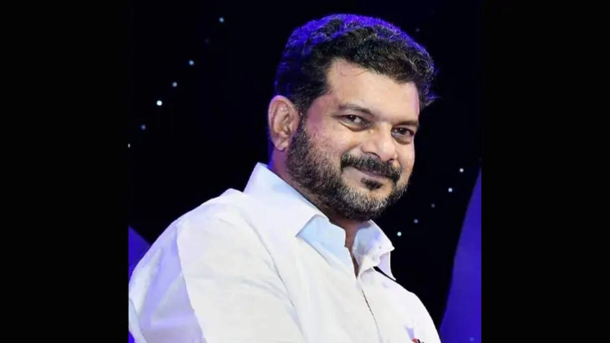 PV Anwar