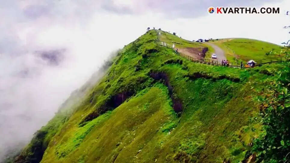 A Mesmerizing World of Mist, Light, and Greenery: Unveiling the Beauty Secrets and Travel Routes of Vagamon, the Paradise for Photographers and Travelers