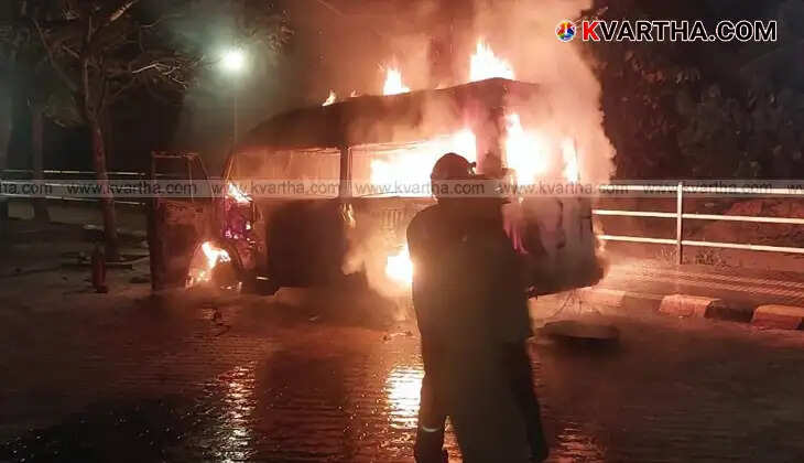Fire on Tempo Traveler in Kannur, destroyed vehicle