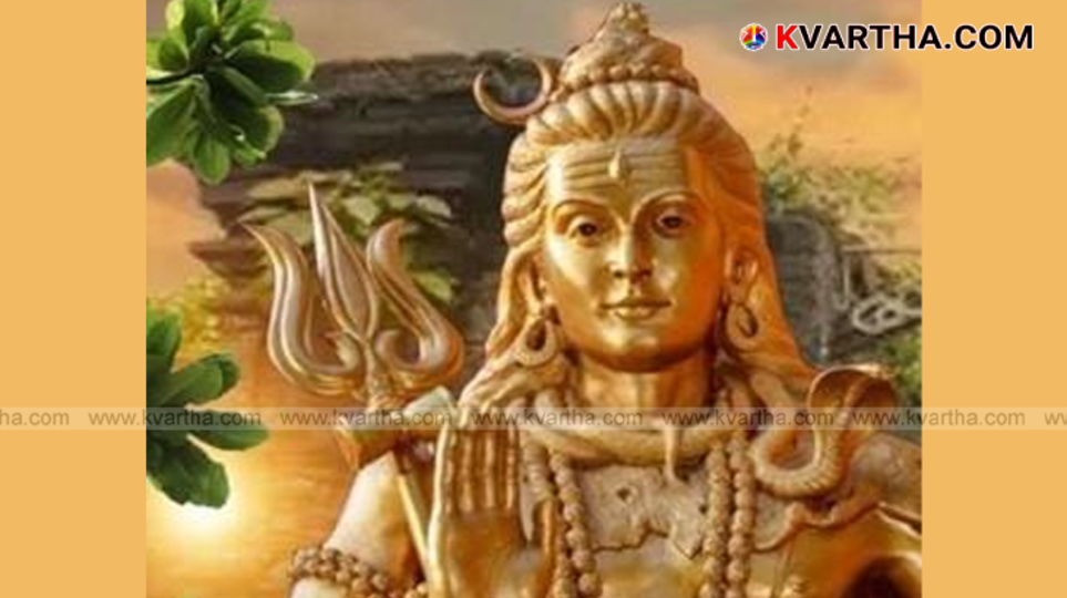 Large bronze Shiva sculpture at Taliparamba Rajarajeswara Temple