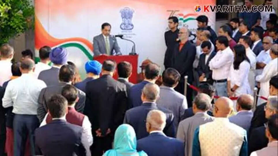 Indians Make Up the Largest Expat Group in UAE, Number Reaches 4 Million!