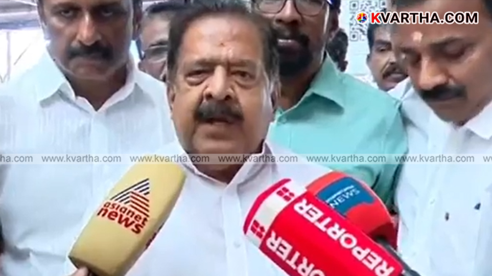  Ramesh Chennithala speaking against CPIM