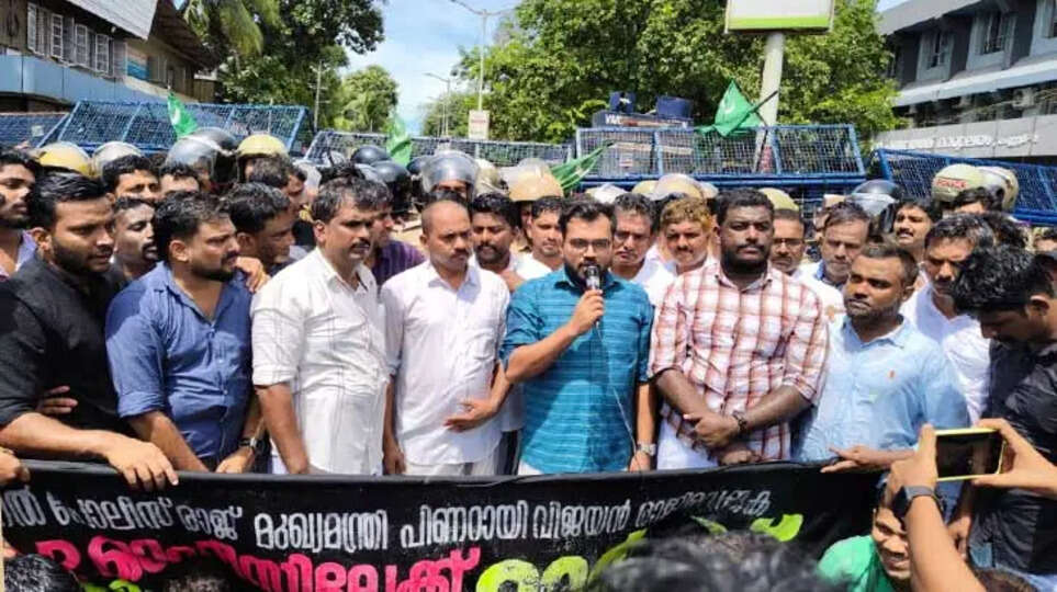 Youth League March Turns Violent in Kannur