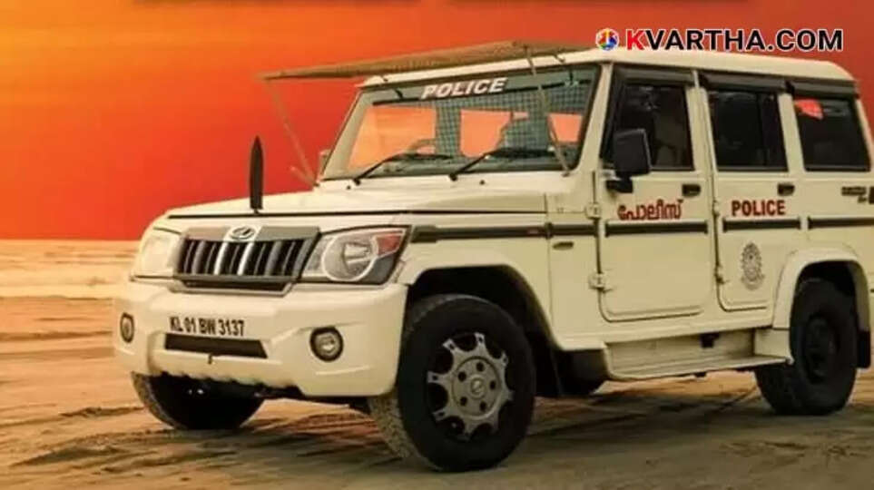 Police vehicle for indicating Keezhattoor clash