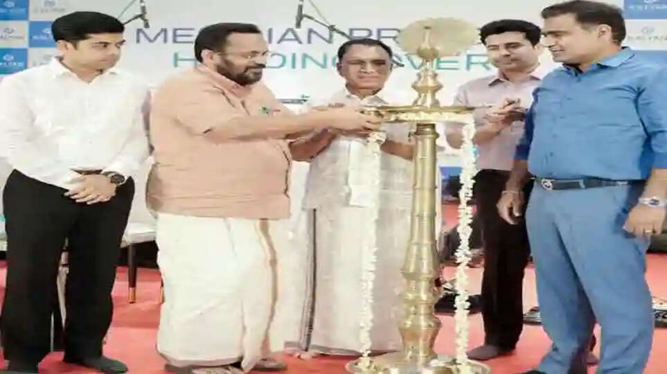 Minister K Rajan inaugurated the key handover ceremony of Kalyan Meridian, the 12th project of Kalyan Developers, Thrissur, News, Minister K Rajan, Inauguration, Key handover ceremony, Kalyan Meridian, Kalyan Developers, Kerala News