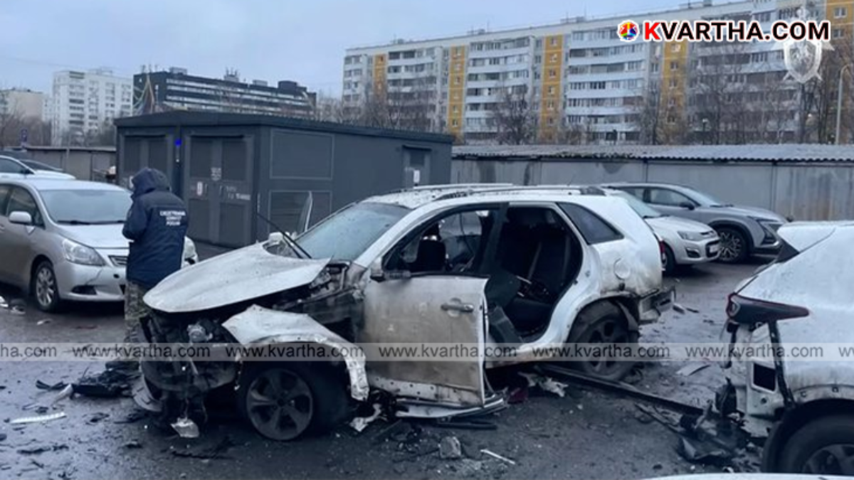Security officials investigating explosion site in Moscow