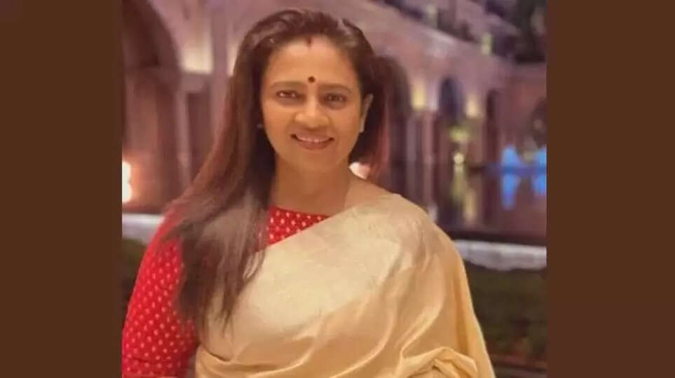 Lakshmi Ramakrishnan discussing film industry issues