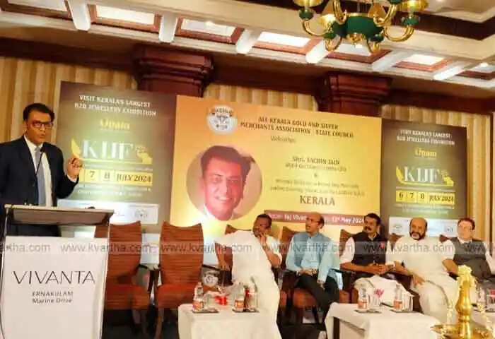 reception given to world gold council ceo sachin jain 