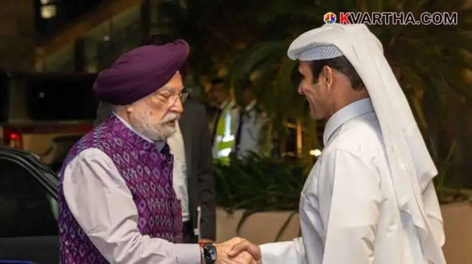 Hardeep Singh Puri meets Qatar Energy Minister in Doha