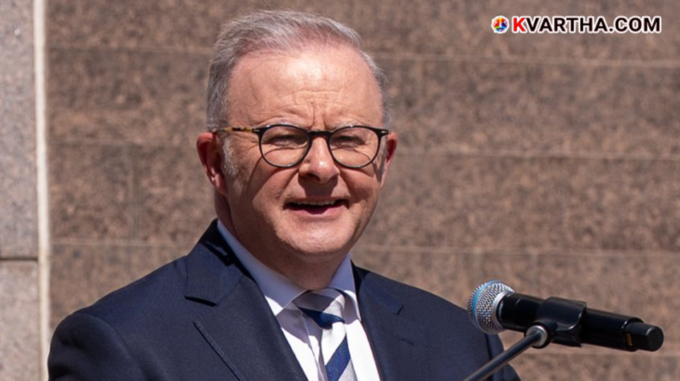 Australian Prime Minister Anthony Albanese speaking about the Middle East conflict at the National Press Club in 2026.