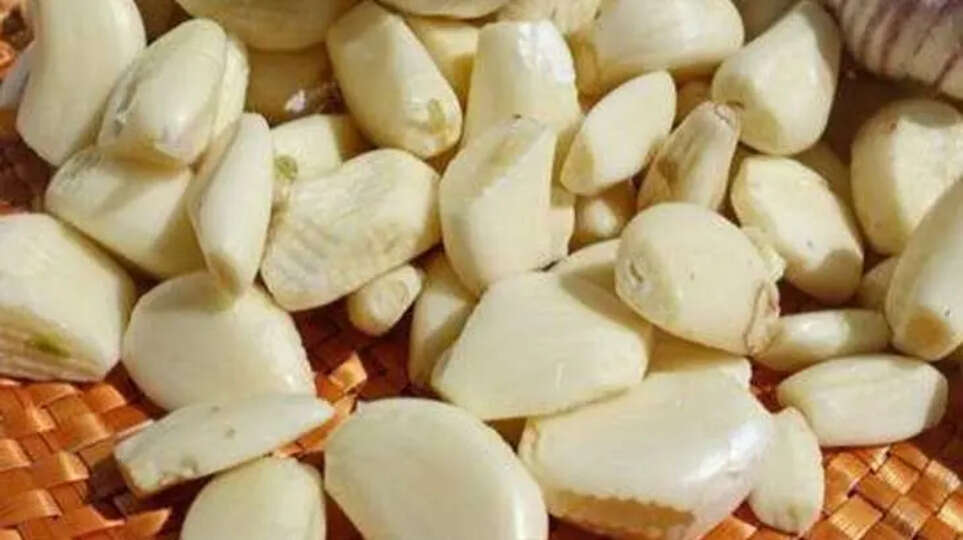 11 Surprising Benefits of Garlic You Didn't Know