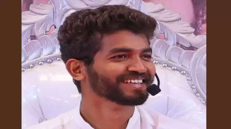 Protesters demanding the arrest of the motivational speaker.