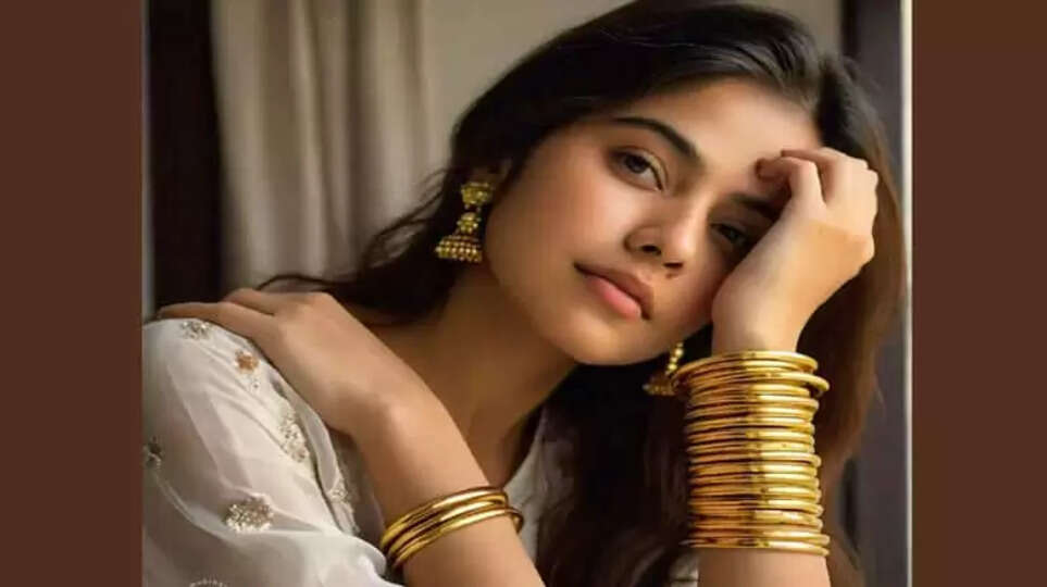 Gold Prices Dip in Kerala