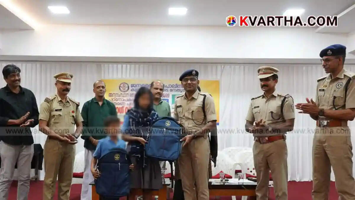 A symbolic image of the police distributing study materialsstributing study materials