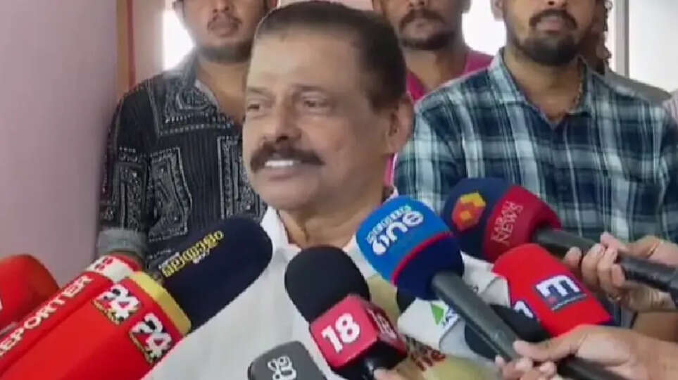 mv govindan accuses jamaat-e-islami and sdpi of supporting u