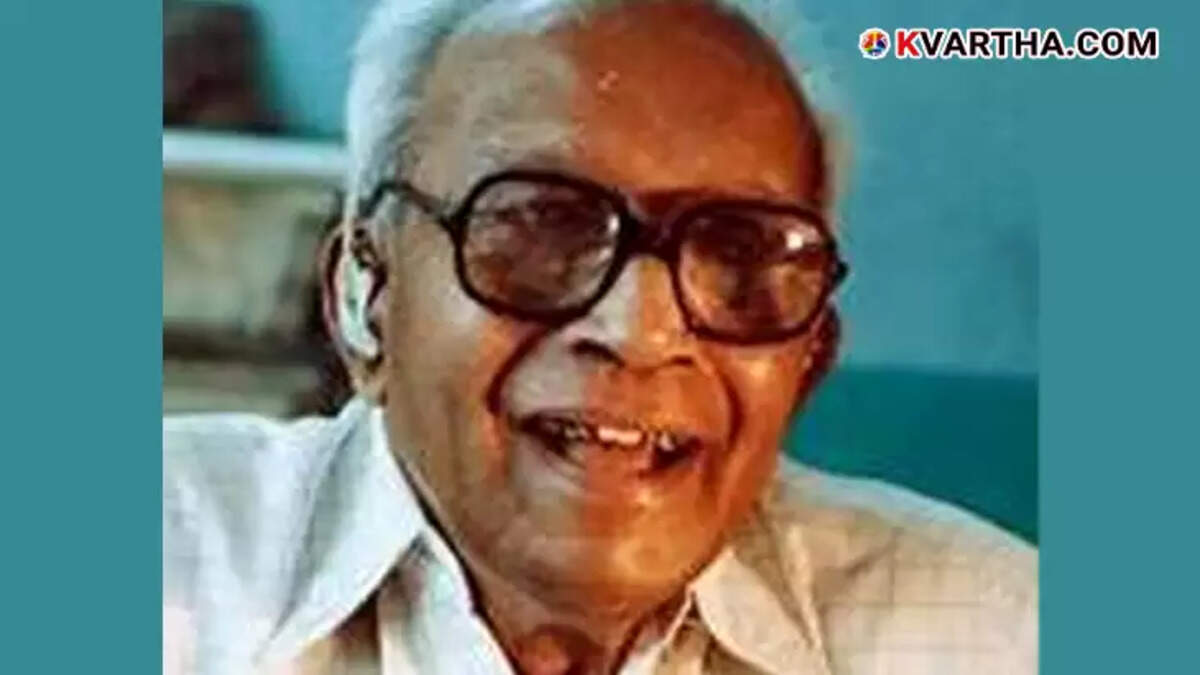 E.M.S. Namboodiripad taking oath as the first Chief Minister of Kerala.