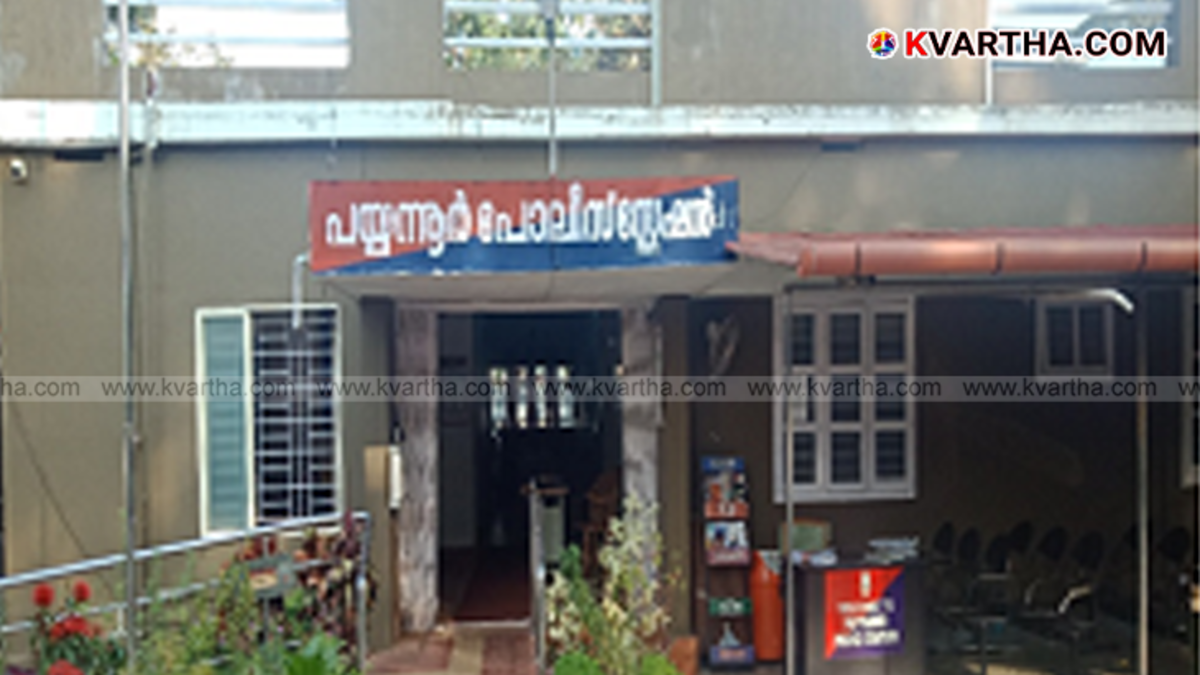 Image of a vehicle showroom with spare parts