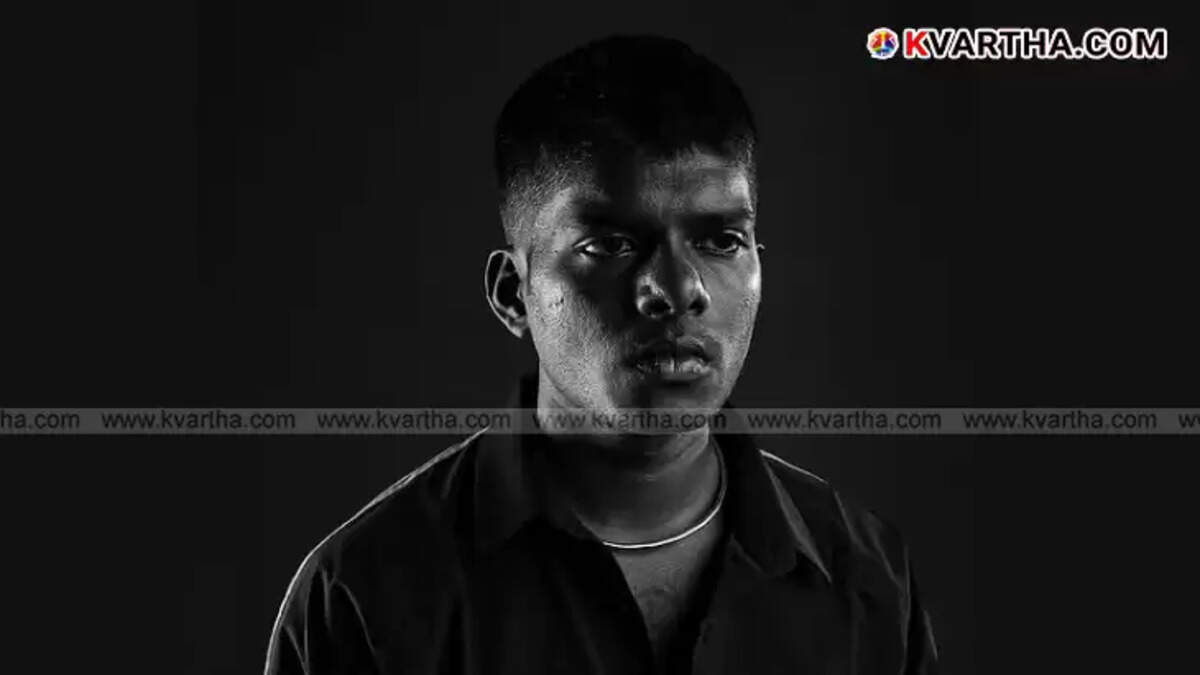 Rapper Vedan after receiving bail in the tiger nail case.