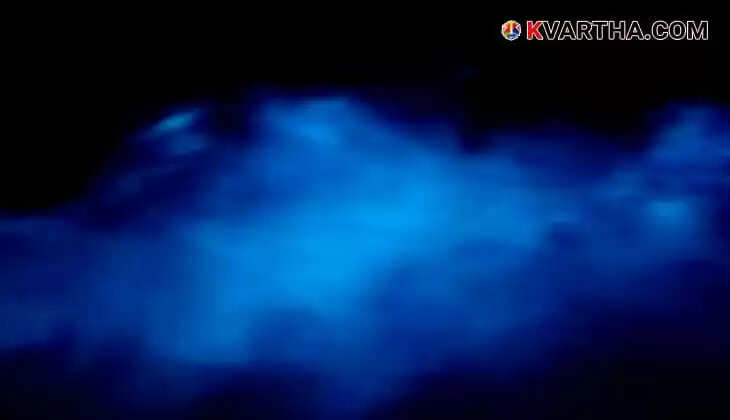 Red tide phenomenon visible 20 km off the coast of Kochi.