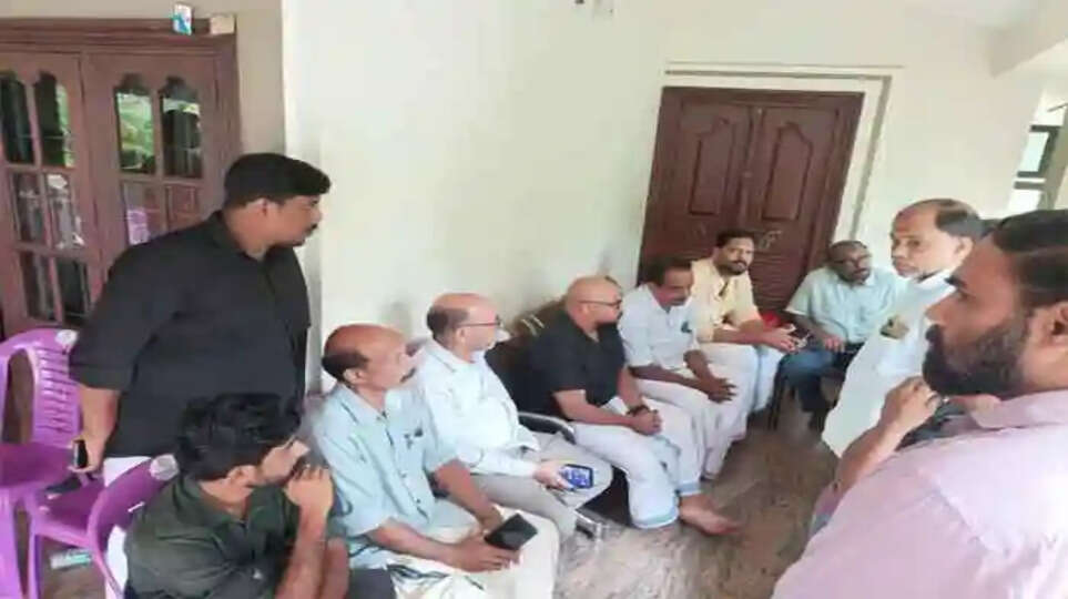 Welfare party says education minister is the first accused in the death of a student in Parappanangadi, Malappuram, News, Welfare party, Education minister, Resignation, Student, Death, Kerala News