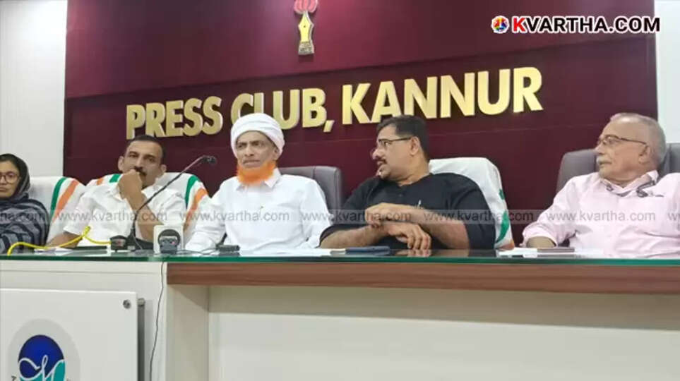 Dr. Hussain Sakhafi, Chairman of Kerala State Hajj Committee, addressing a press conference in Kannur.