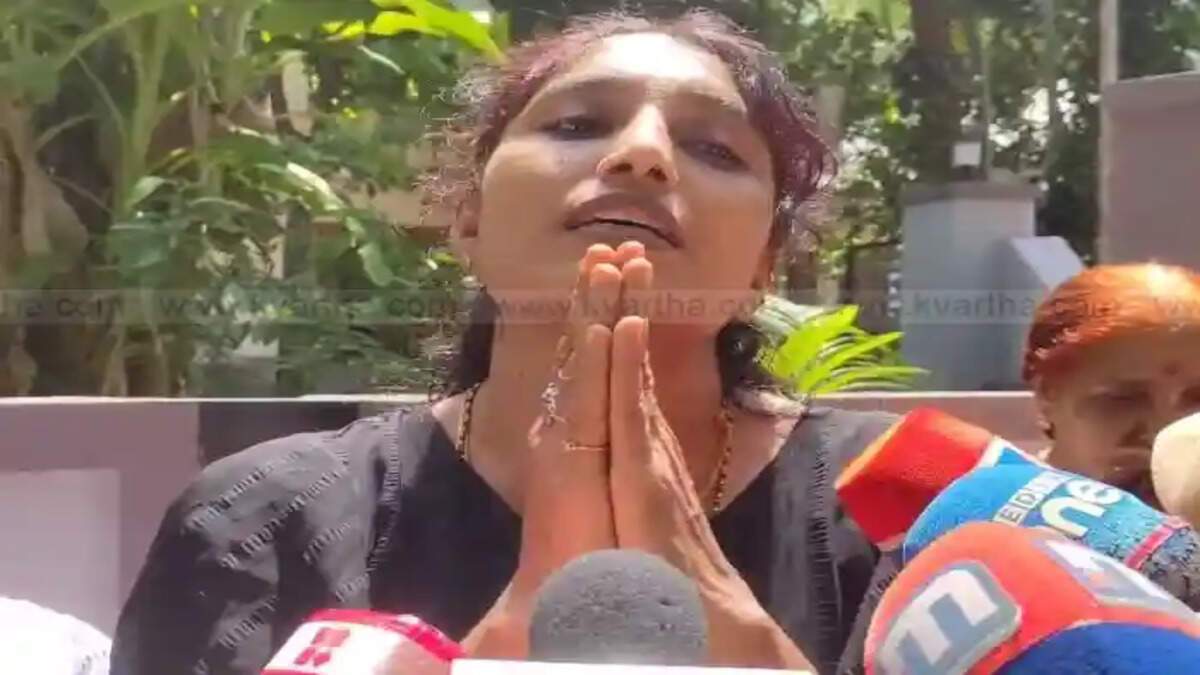 complaint that woman and family being isolated for criticizi